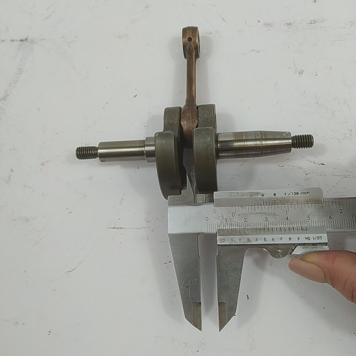 Ricambio usato ALBERO MOTORE ORIGINALE per decespugliatore MITSUBISHI T200