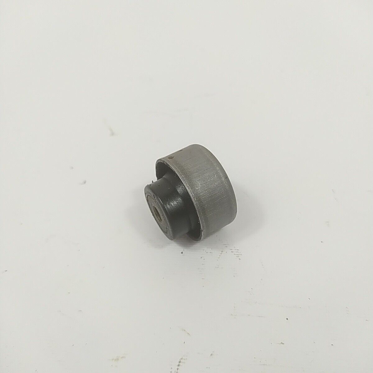 Ricambio SUPPORTO AMMORTIZZATORE ANTIVIBRANTE per motosega CASTOR CP 700 usato