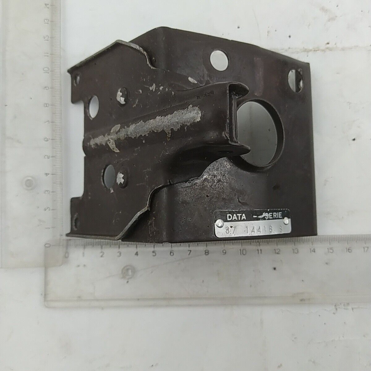 MOTOSEGA ALPINA A 70 0-70 ricambio telaio COPERCHIO CILINDRO supporto usato