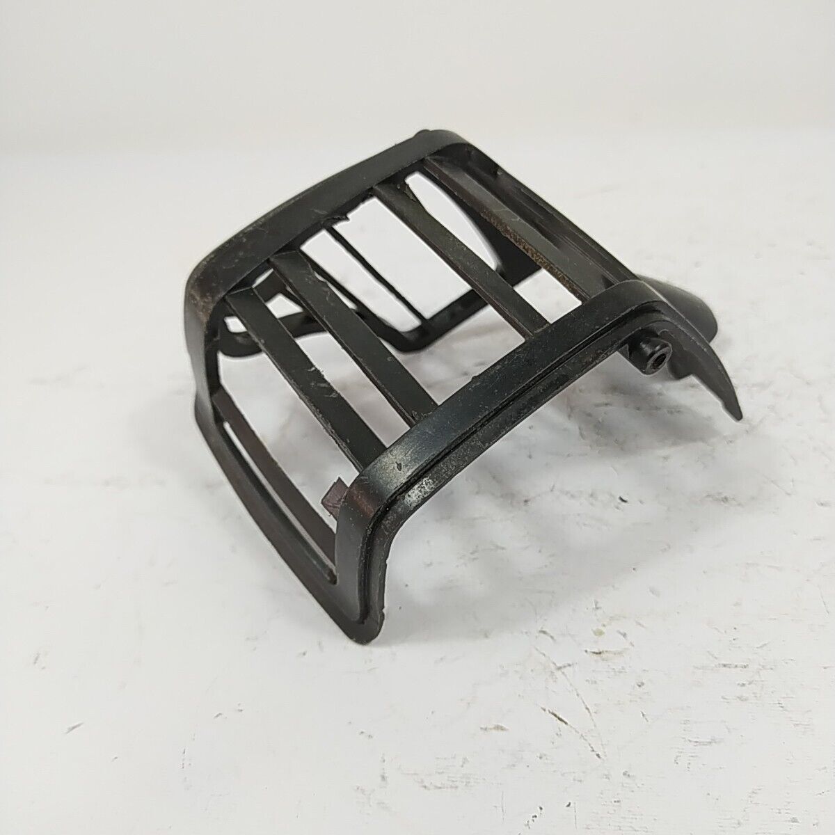 COPERCHIO CILINDRO MOTORE ricambi usati per decespugliatore MCCULLOCH CABRIO 251