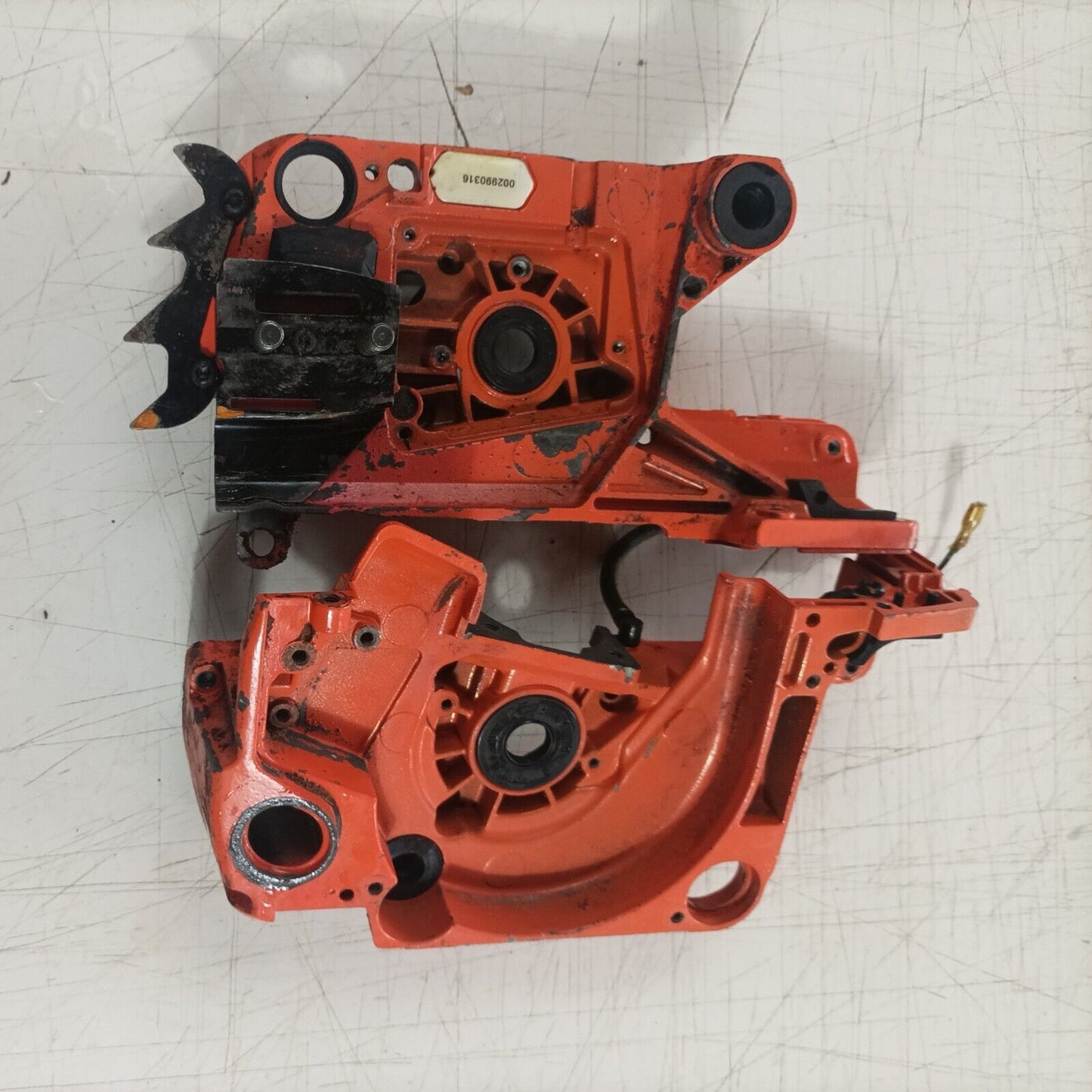 CARTER BASAMENTO CILINDRO SERBATOIO PER MOTOSEGA AMA NBG 50.20 ricambi usati