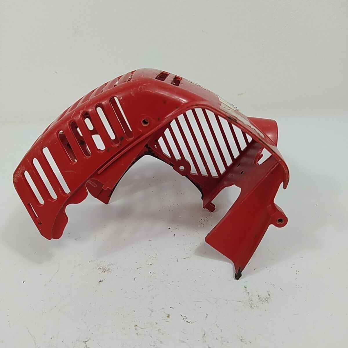 COPERCHIO MOTORE CILINDRO PER TAGLIASIEPE EMAK EFCO TS 327 L TAGLIASIEPE usato