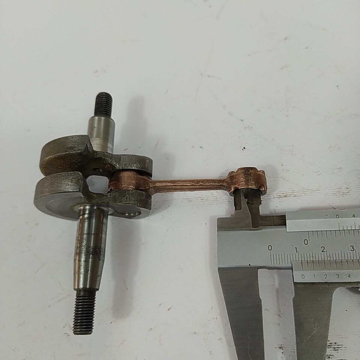 ALBERO MOTORE originale per decespugliatore ALPINA BJ 325 ricambi usati