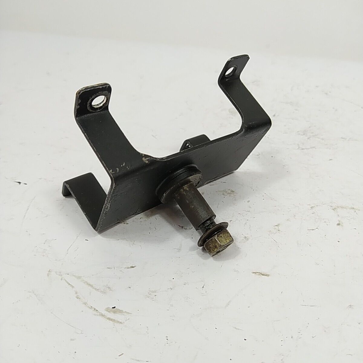 Ricambi usati decespugliatore MCCULLOCH BP 38 AV staffa supporto motore a zaino
