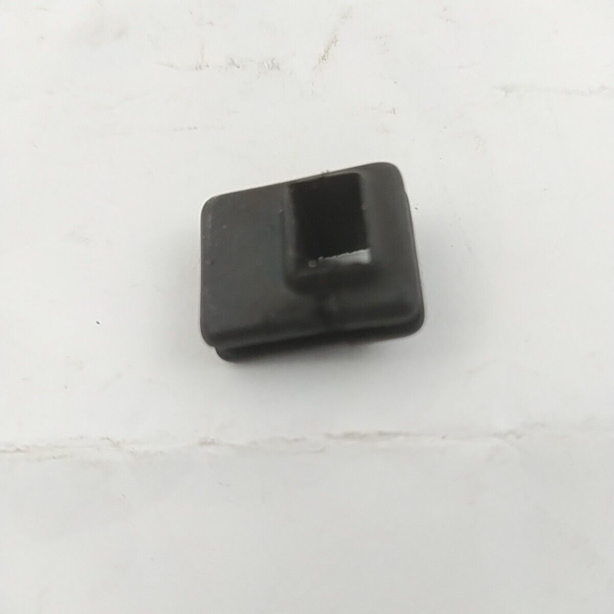 MOTOSEGA CASTOR CP 361 ricambio GOMMINI GUARNIZIONE PASSA LEVA ARIA Usato