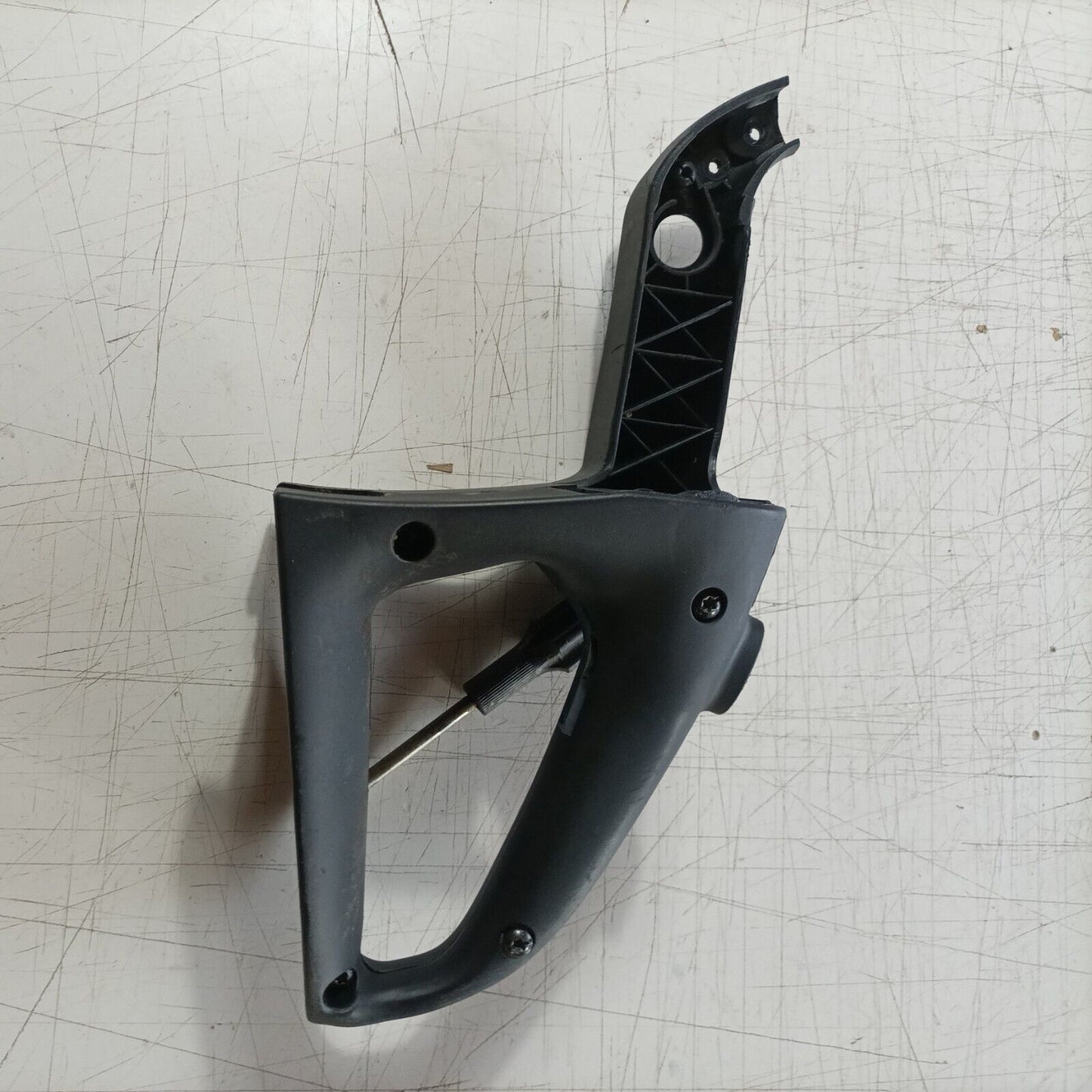 maniglia IMPUGNATURA PER MOTOSEGA KENDO CHAIN SAW 38Cc CS38 ricambi usati