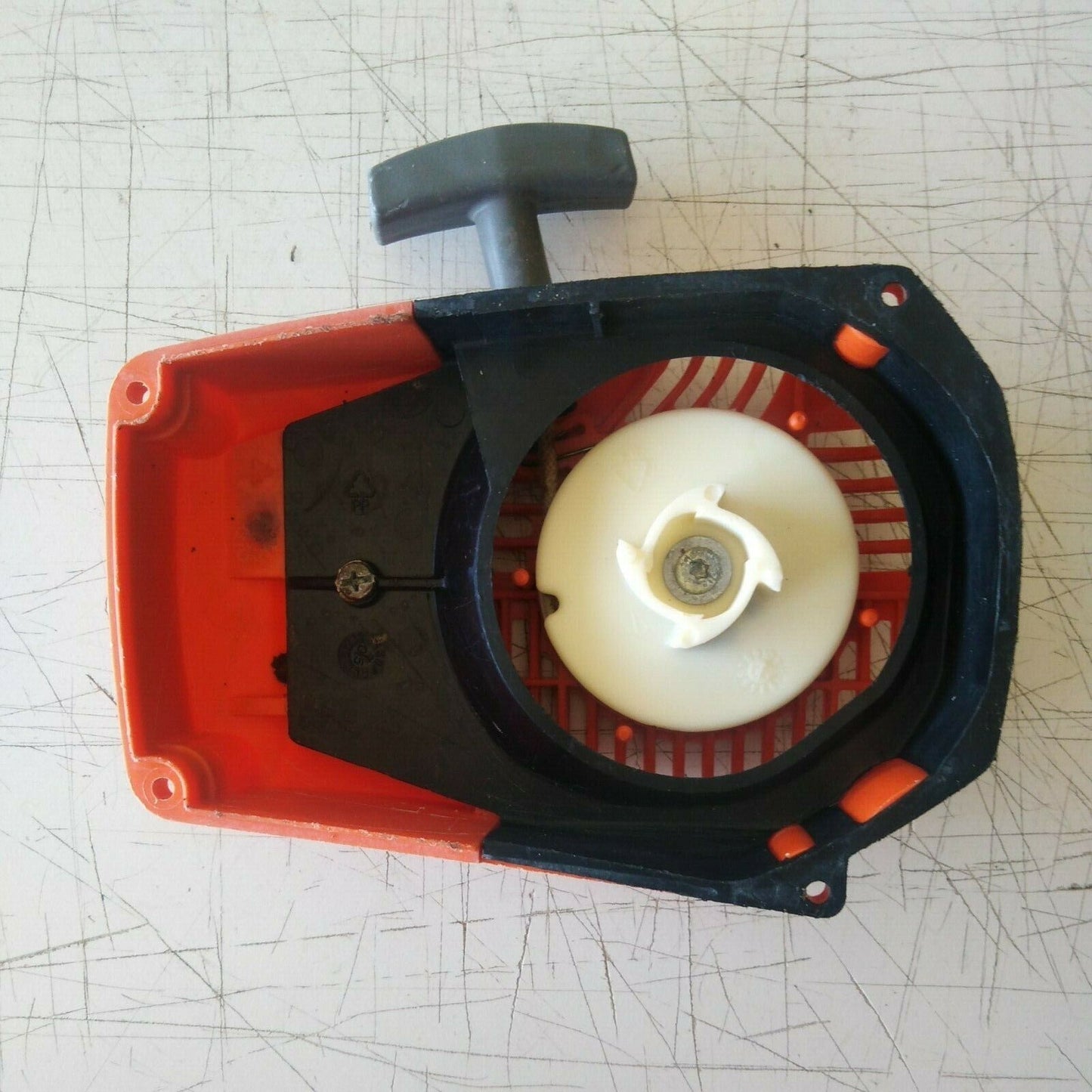 COPERCHIO AVVIAMENTO TRASCINATORE completo MOTOSEGA OLEO MAC 932 C ricambi usati
