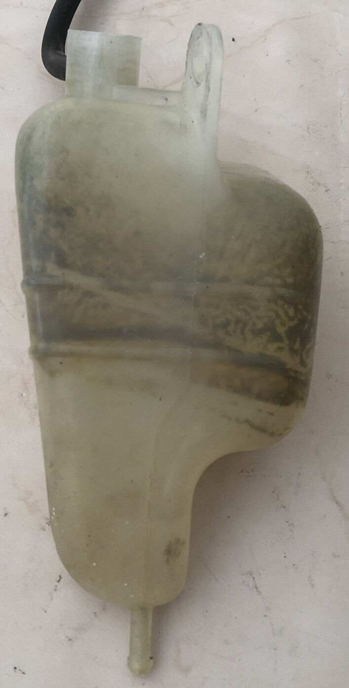 VASCHETTA recupero ACQUA RADIATORE SUPPLEMENTO GSX R 750 ricambi usati