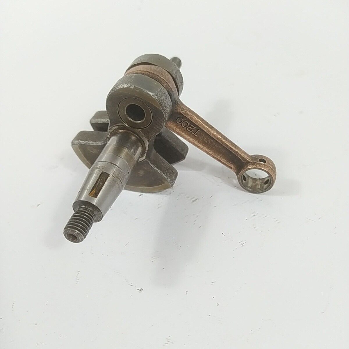 Ricambio usato ALBERO MOTORE ORIGINALE decespugliatore MITSUBISHI T200