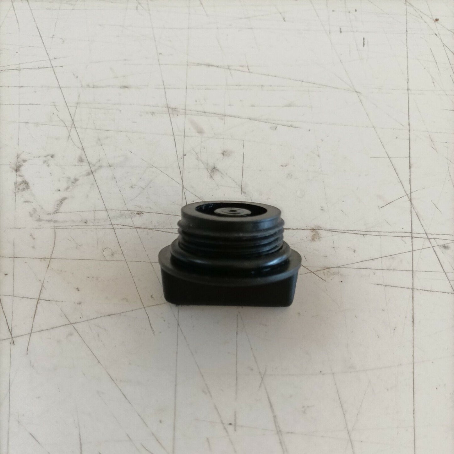 MOTOSEGA OLEO-MAC 350 TAPPO serbatoio CARBURANTE MISCELA ricambi usati