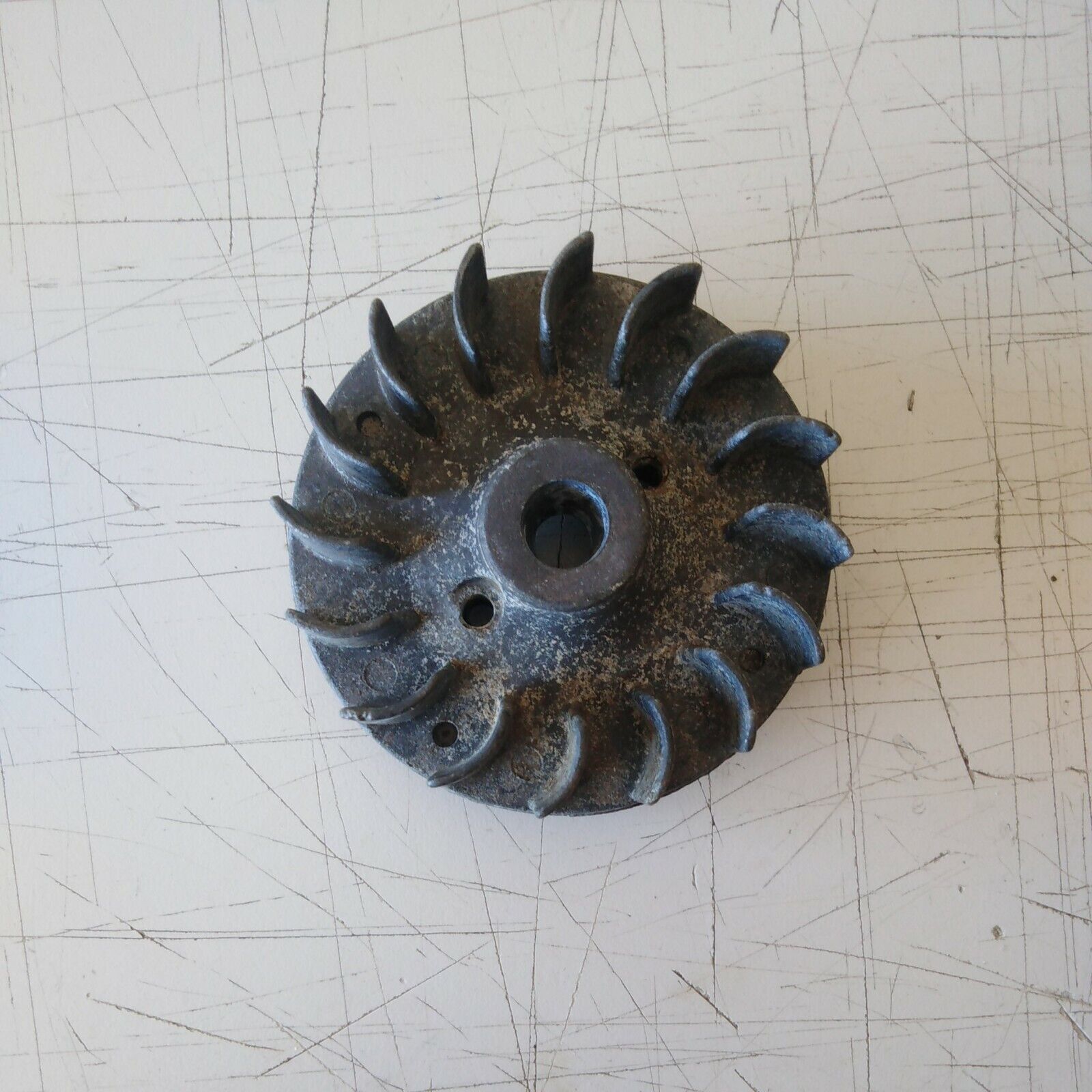 CASTOR TURBO 20  DECESPUGLIATORE VOLANO FRIZIONE ORIGINALE Ricambio usato