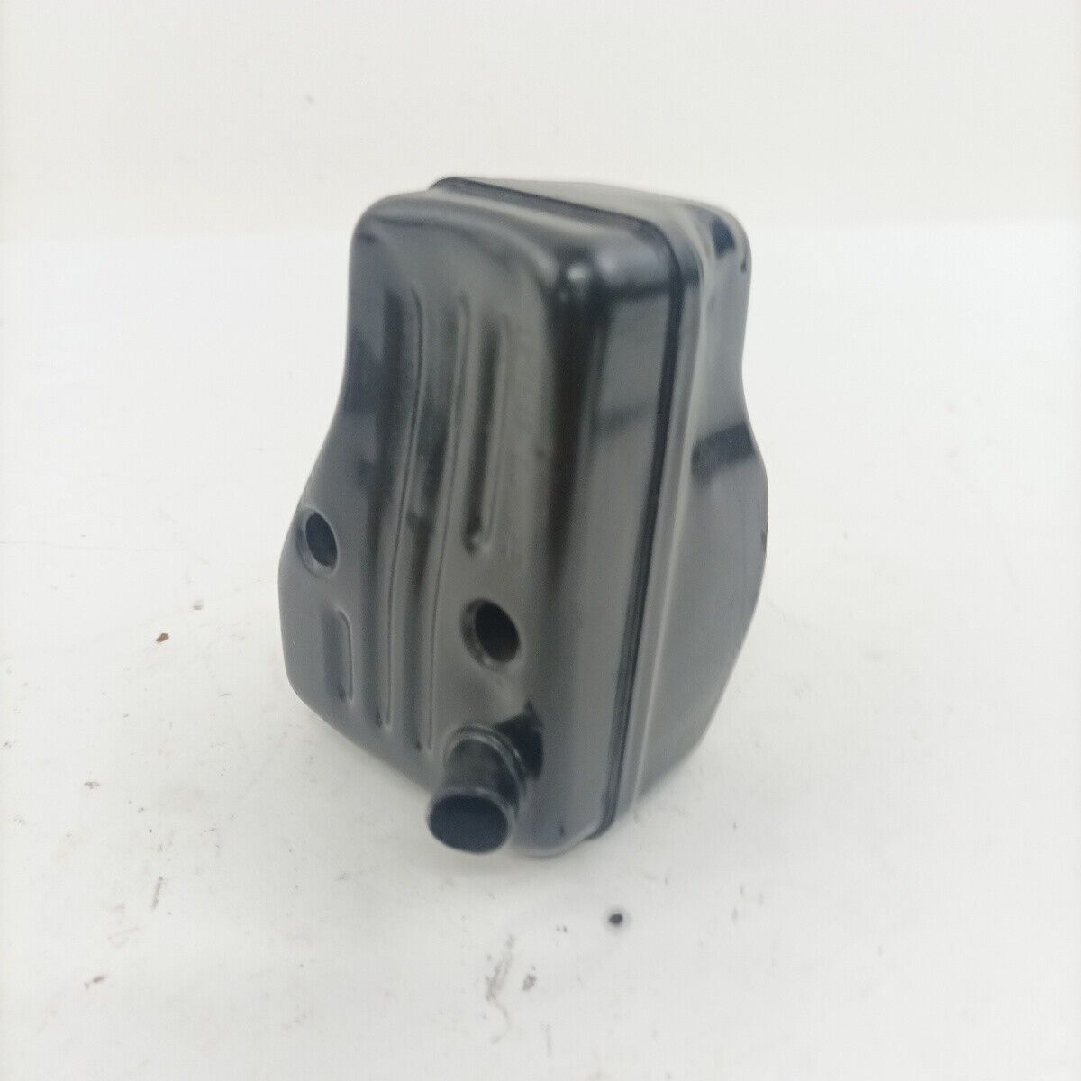 MOTOSEGA CASTOR P 361 ricambio MARMITTA SILENZIATORE terminale di scarico Usato