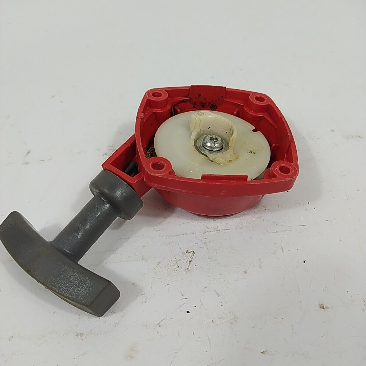 COPERCHIO AVVIAMENTO A STRAPPO per decespugliatore EMAK EFCO 22 25 ricambi usati