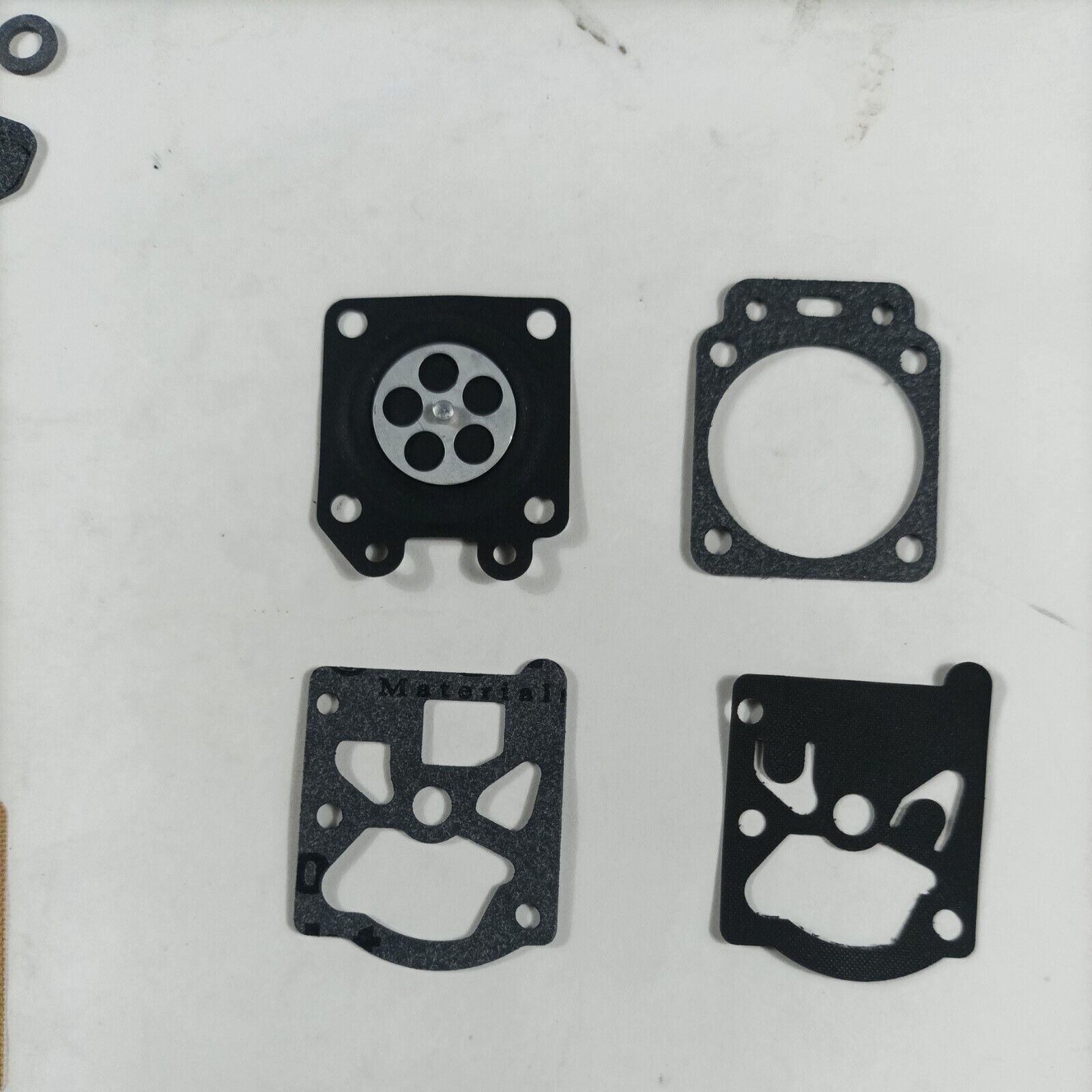 KIT GUARNIZIONI MEMBRANA MEMBRANE CARBURATORE  WALBRO D10-WAT PER MOTOSEGA E D..