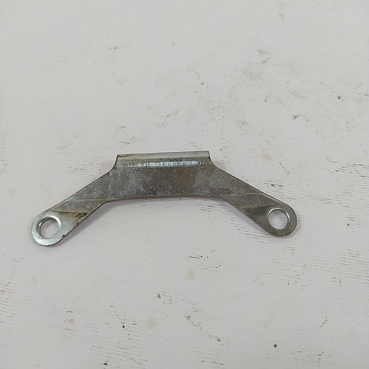 ricambio STAFFA SERBATOIO BENZINA usato per decespugliatore KAWASAKI TD 33