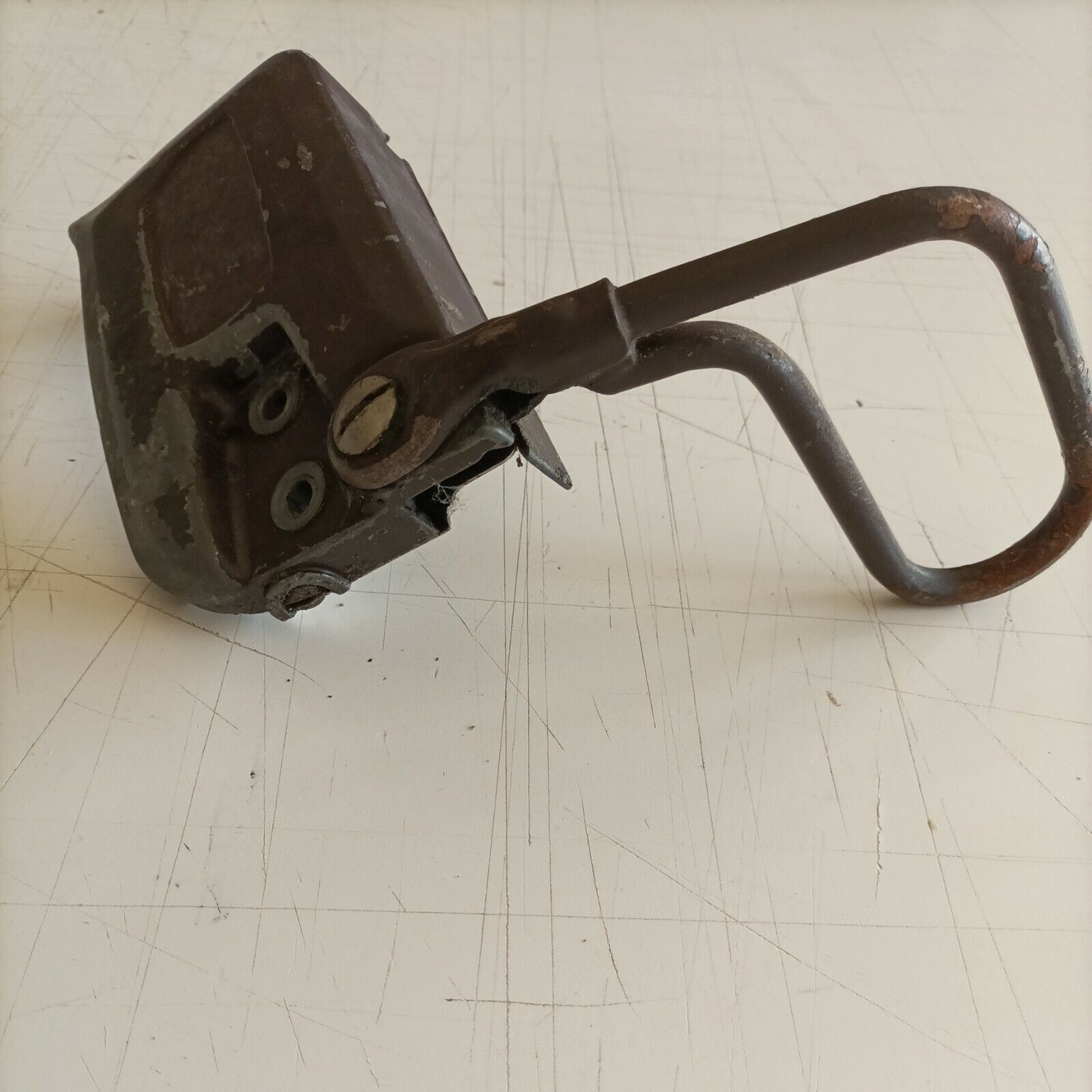 COPERCHIO COPRI FRIZIONE COMPLETO PER MOTOSEGA CASTOR CP ALPINA 55 65