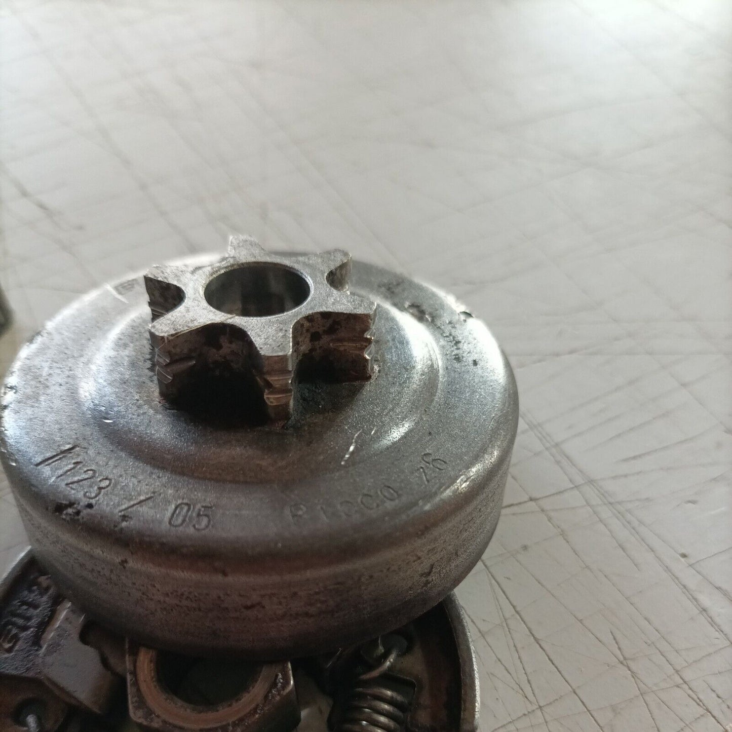 CAMPANA E FRIZIONE originale PER MOTOSEGA STIHL 018/MS 170 180 017 ricambi usati