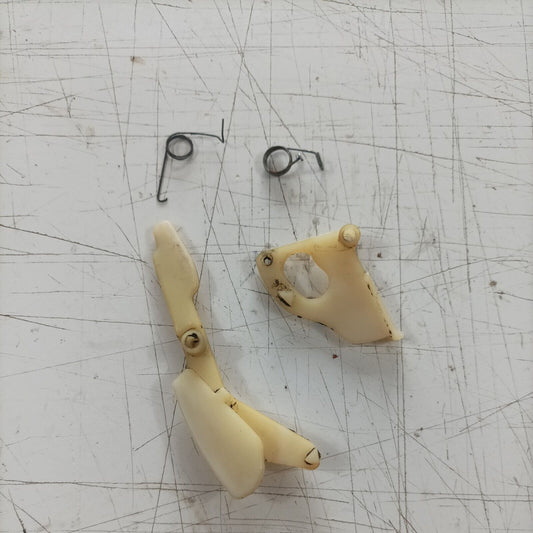 MOTOSEGA OLEOMAC OM 251 TASTI COMANDI ACCELERAZIONE GAS MANIGLIA ricambi usati