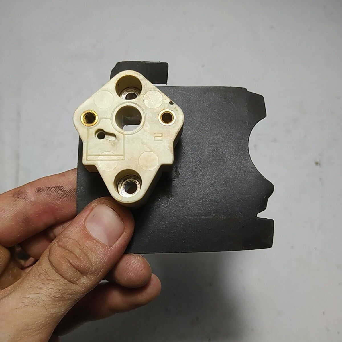 FLANGIA COLLETTORE carburatore Usato per decespugliatore Mcculloch ELITE 3800