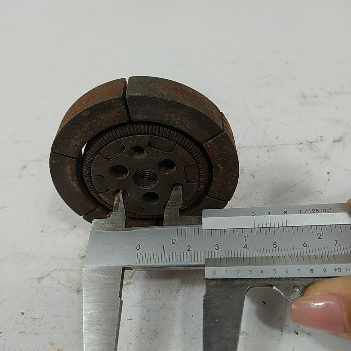FRIZIONE PER MOTOSEGA generico esterno 75,4 MM d interno 8,6 MM ricambi usati