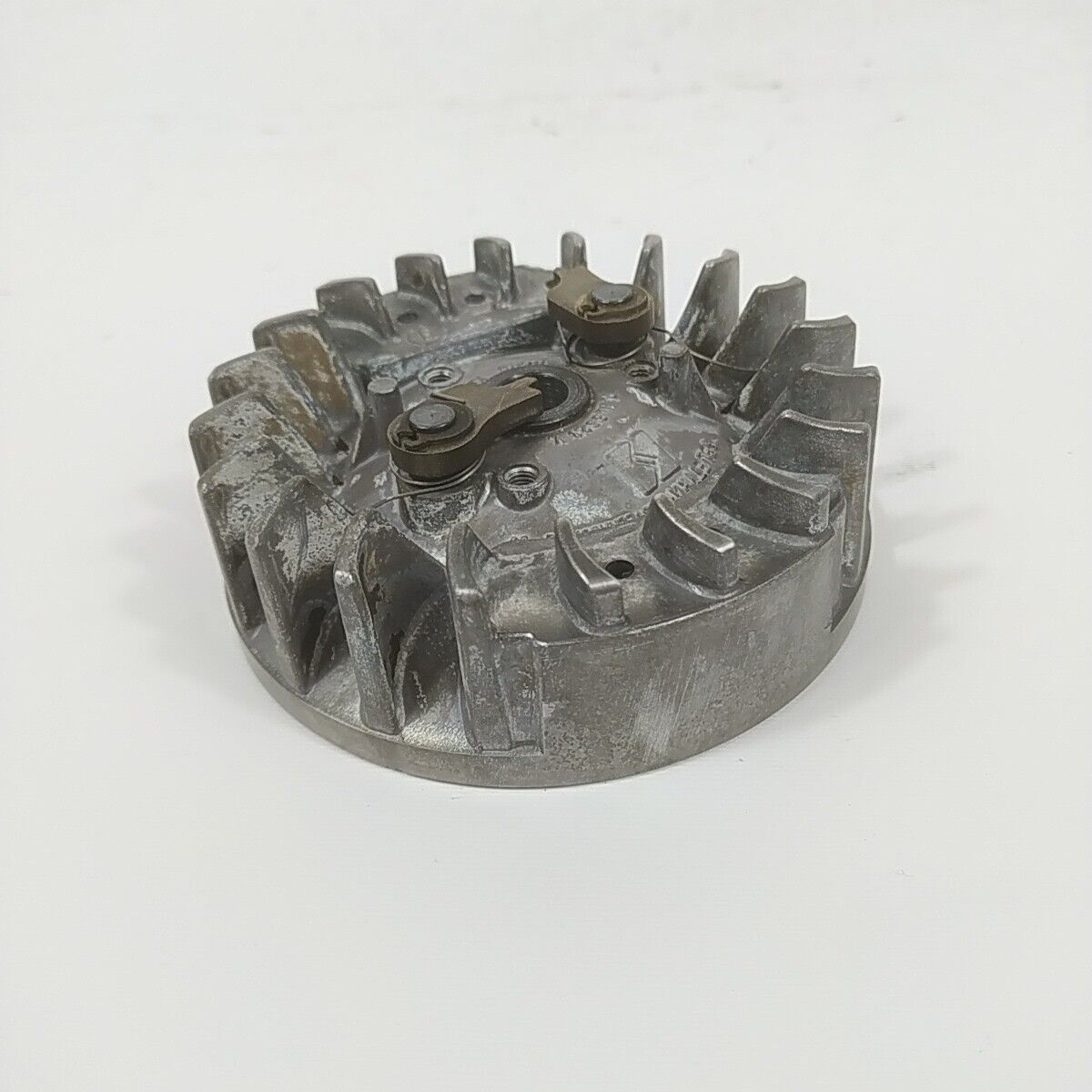 VOLANO MAGNETICO DI AVVIAMENTO per motosega OLEO MAC 350 usato P. N. 5523 V.