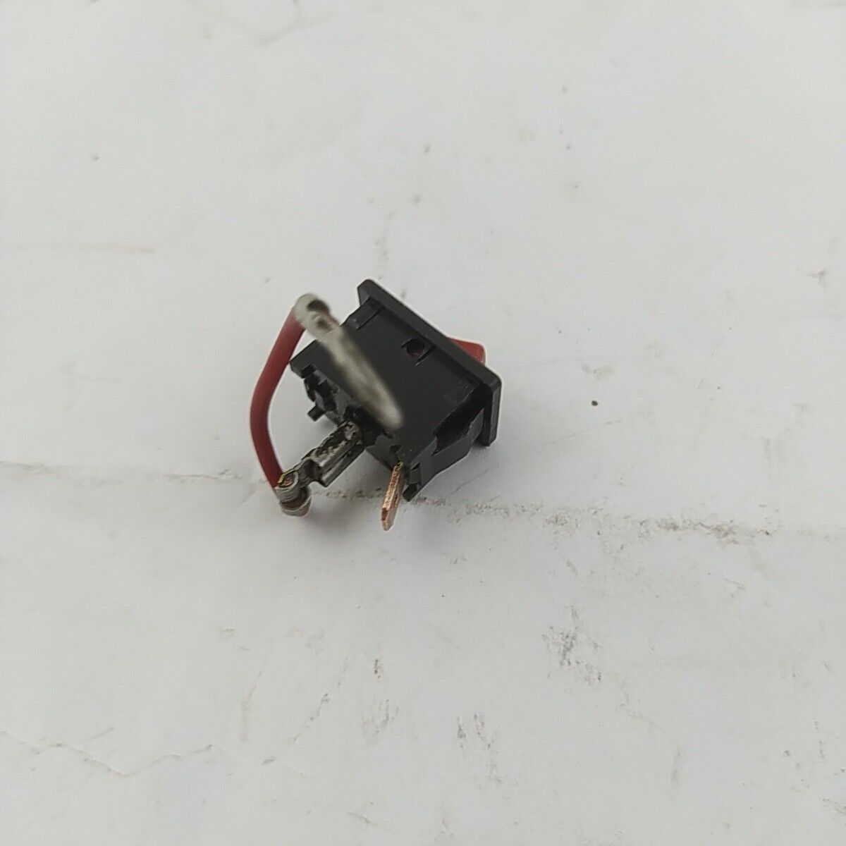 MOTOSEGA CASTOR CP 361 ricambio INTERRUTTORE ON/OFF start stop Usato