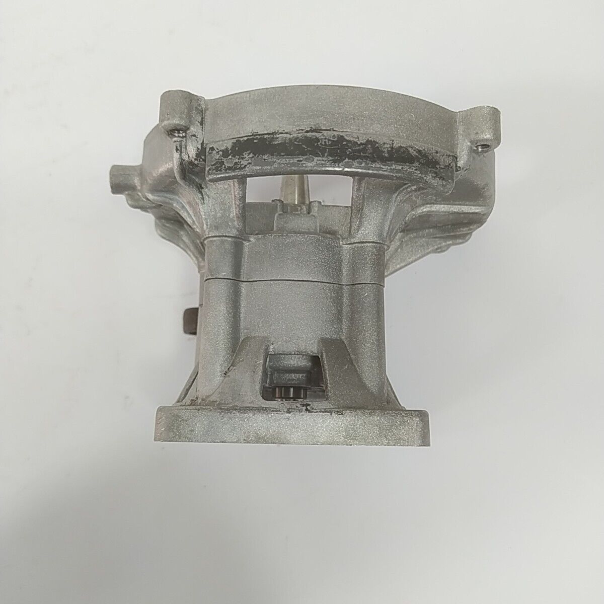 Carter ALBERO MOTORE basamento per DECESPUGLIATORE BLUE BIRD ZM 27 ricambi usati