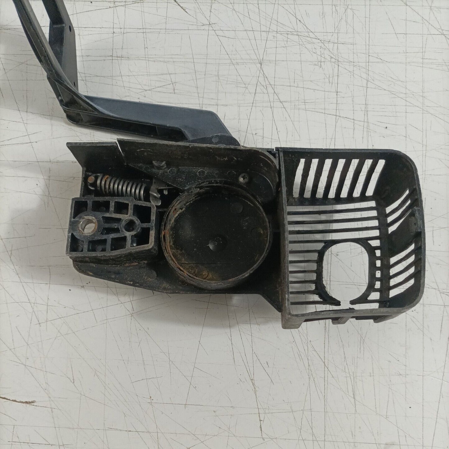 COPERCHIO FRIZIONE BLOCCO CATENA PROTEZIONE PER MOTOSEGA ricambi usati