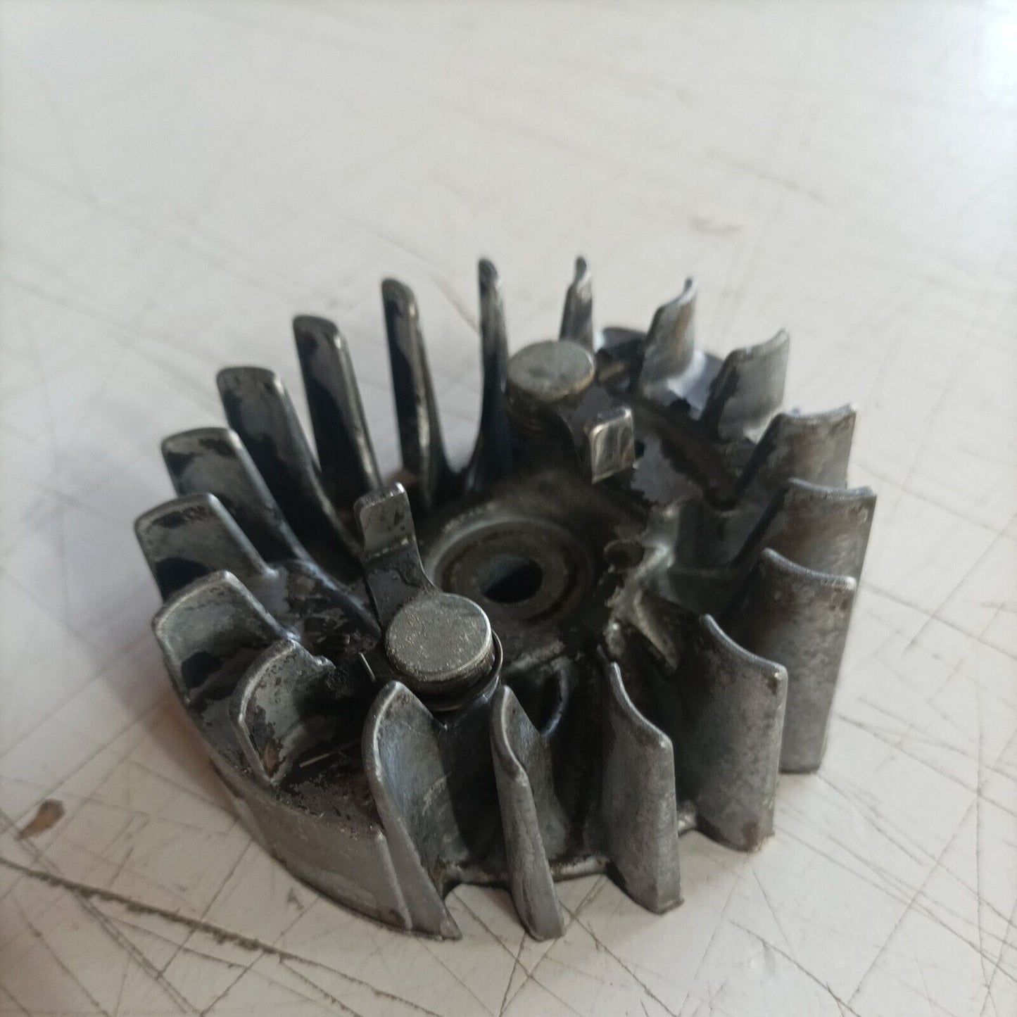 VOLANO ACCENSIONE 02.0088.60 PER MOTOSEGA EMAK OLEOMAC 940 940C ricambi usati