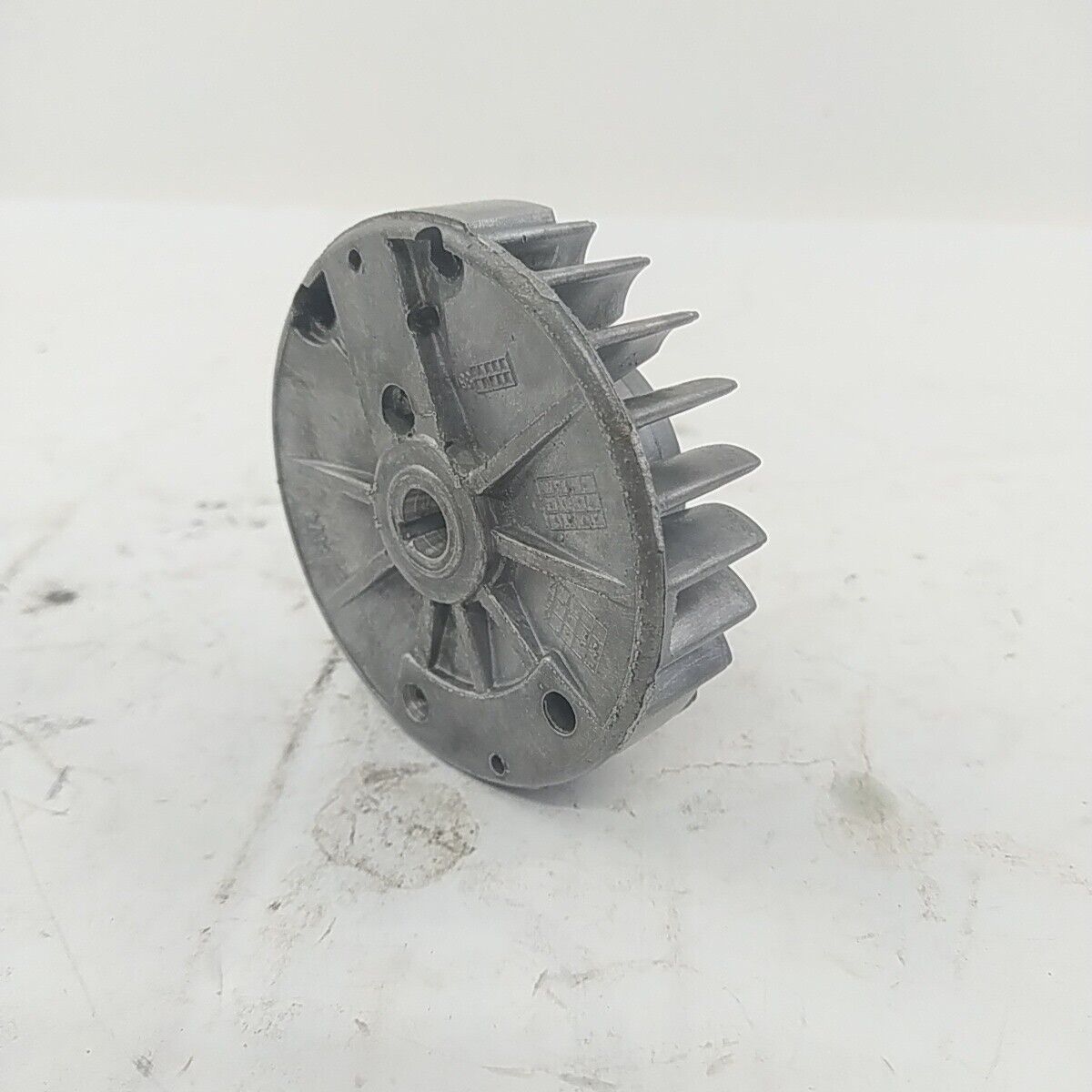 MOTOSEGA CASTOR P 361 ricambio VOLANO MAGNETICO DI AVVIAMENTO ACCENSIONE Usato