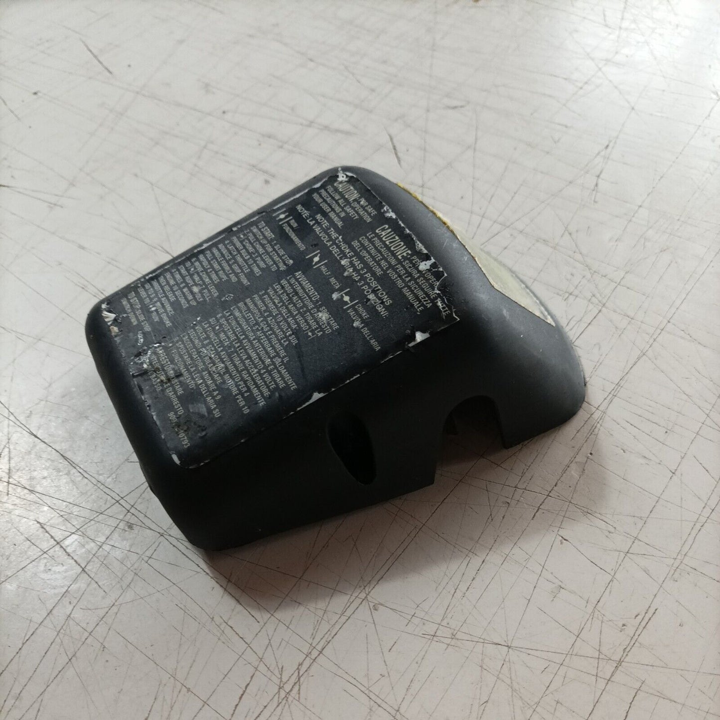coperchio ISPEZIONE CARBURATORE PER MOTOSEGA KENDO CHAIN SAW 38Cc CS38 usato
