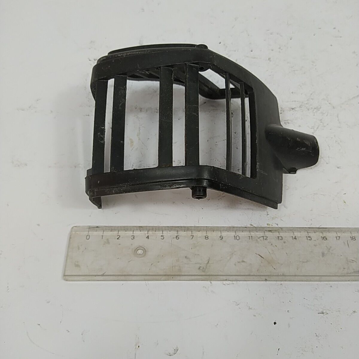 COPERCHIO CILINDRO MOTORE ricambi usati per decespugliatore MCCULLOCH CABRIO 251