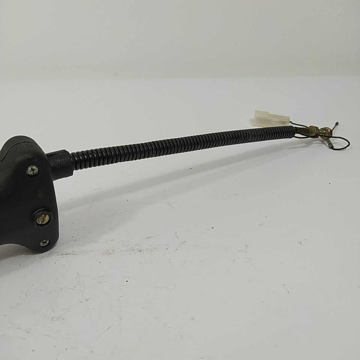 IMPUGNATURA COMANDO ACCELERATORE usato per decespugliatore MCCULLOCH CABRIO 251