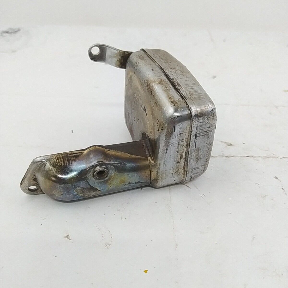 MOTOSEGA ALPINA A 70 0-70 ricambio MARMITTA SILENZIATORE di scarico usato