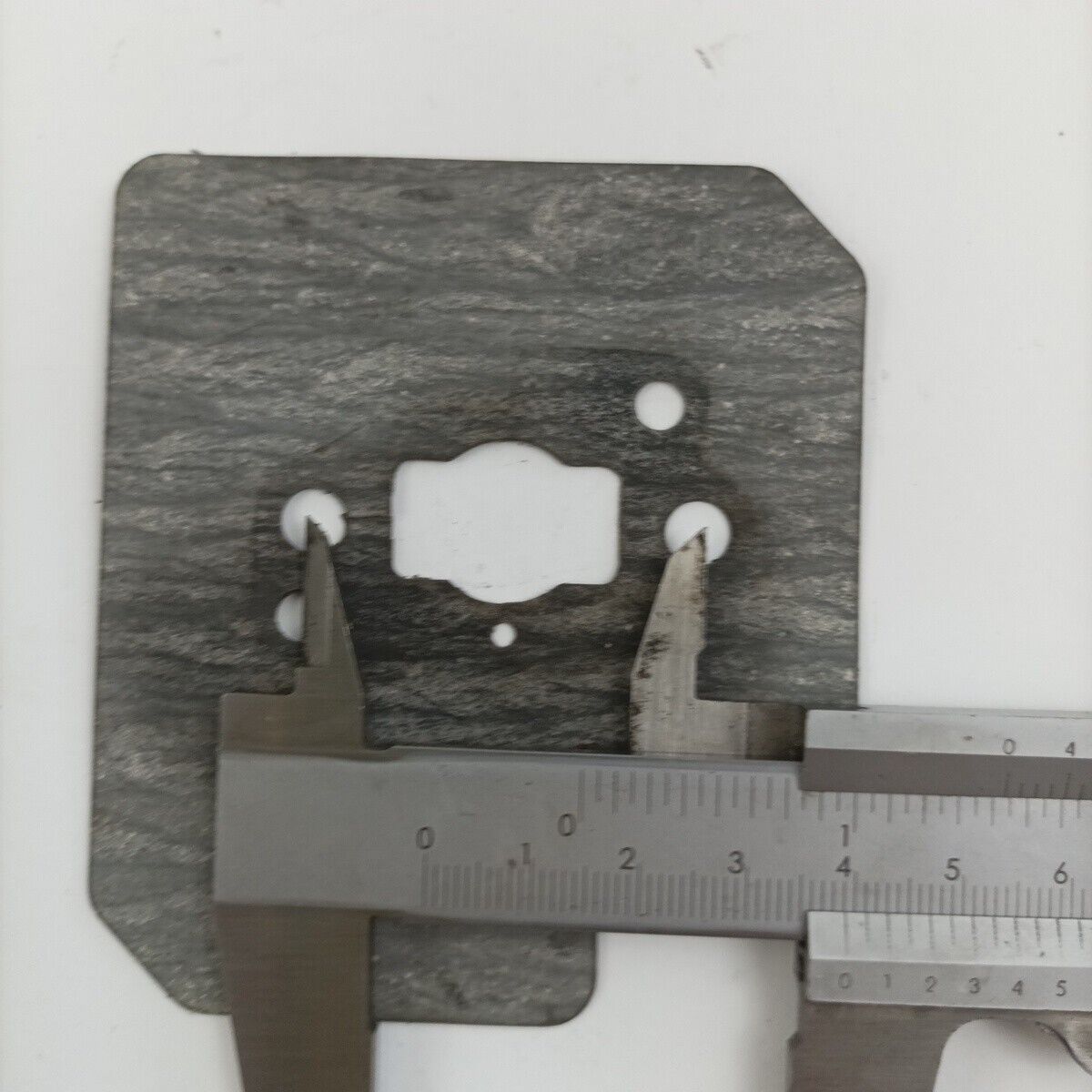 DECESPUGLIATORE TANAKA 501 ik Guarnizione FLANGIA collettore ricambi usati