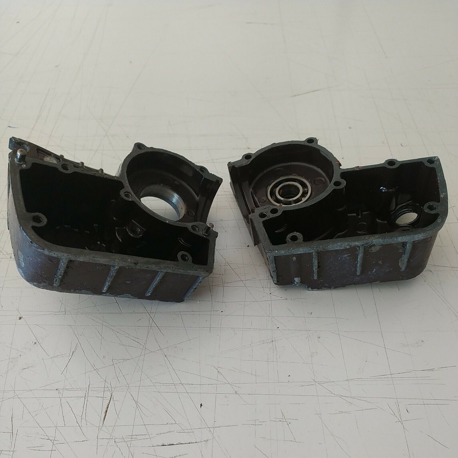 CARTER MOTORE BASAMENTO CILINDRO COMPLETO PER MOTOSEGA CASTOR ALPINA 60 70