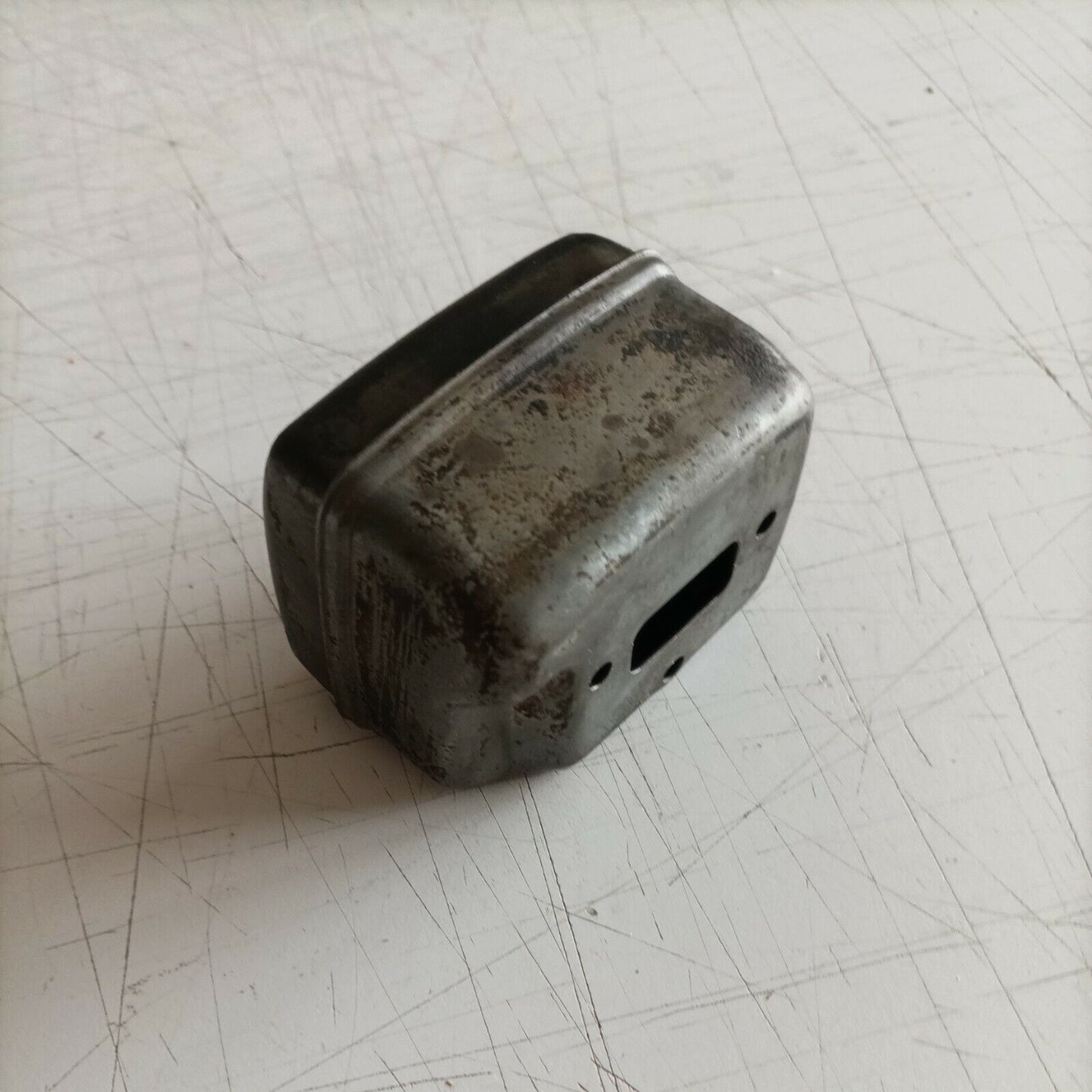 TERMINALE marmitta DI SCARICO PER MOTOSEGA EMAK OLEOMAC 940 940C ricambi usati