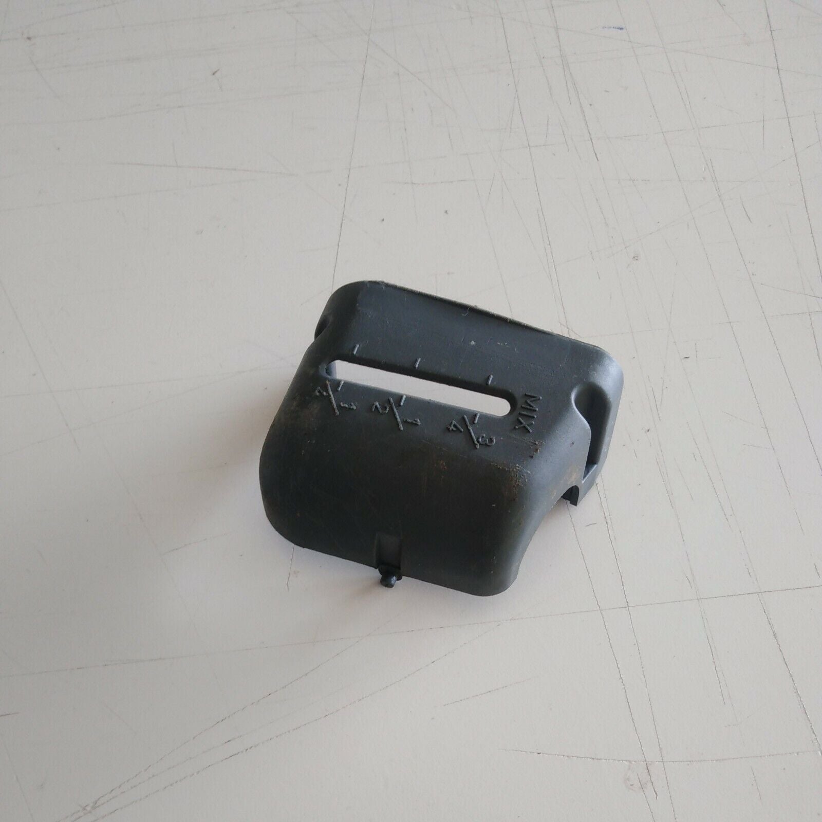 COPERCHIO COPRI SERBATOIO PER MOTOSEGA ALPINA  CASTOR D 21011G TR 350 PR 34