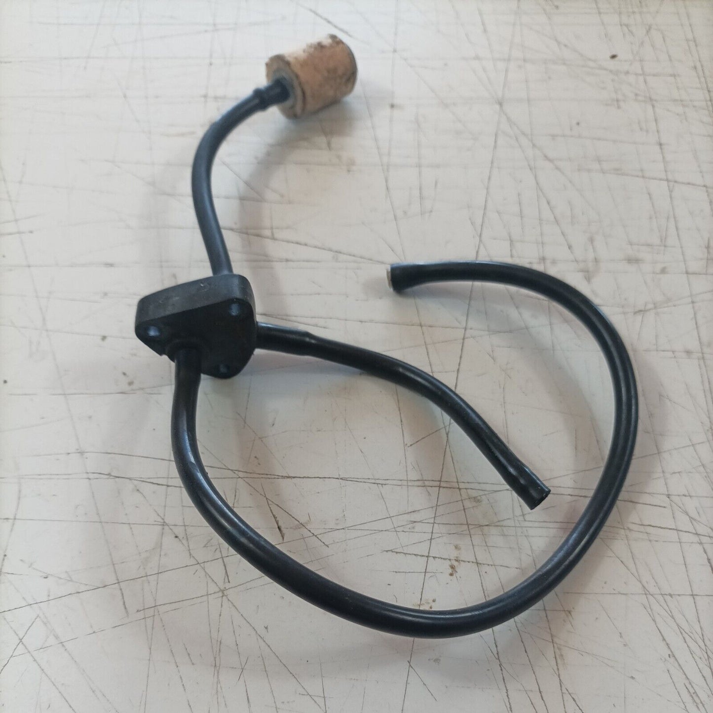 MOTOSEGA OLEOMAC OM 251 TUBAZIONE tubo CARBURANTE SERBATOIO ricambi usati