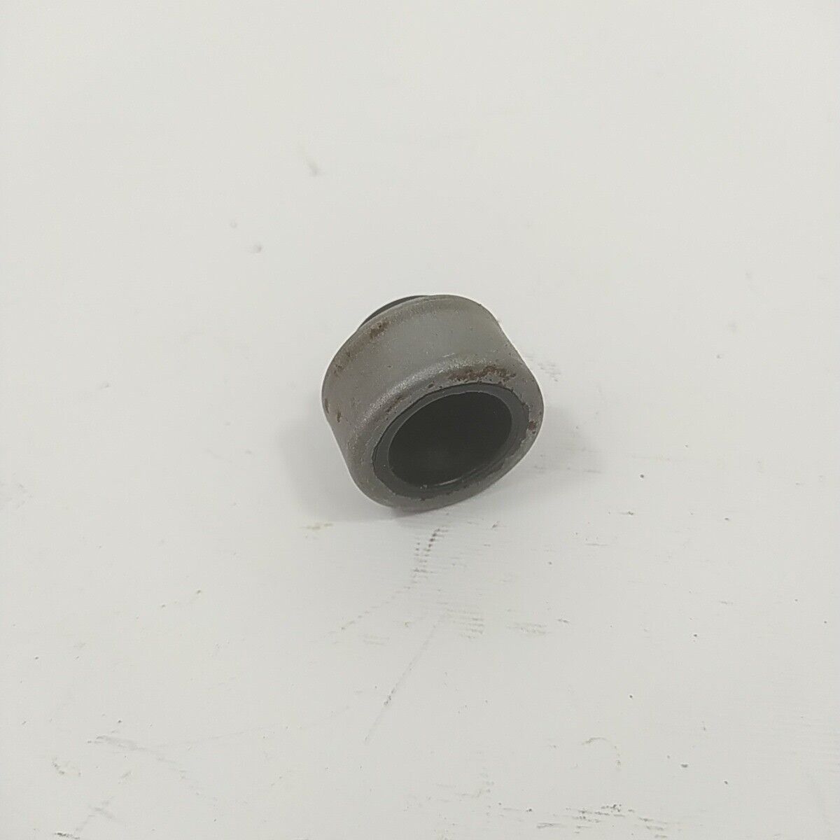 Ricambio SUPPORTO AMMORTIZZATORE ANTIVIBRANTE per motosega CASTOR CP 700 usato