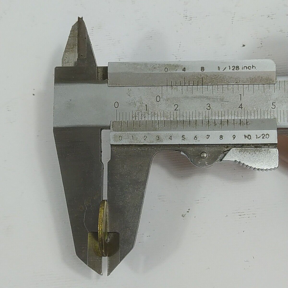 DADO BULLONE LATO CRICCHETTO ricambio per decespugliatore MITSUBISHI T200 usato