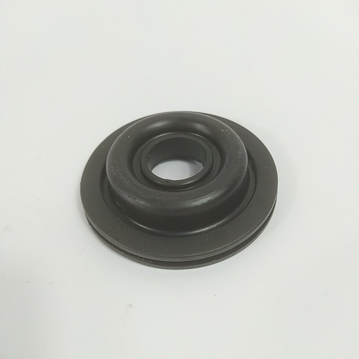 Ricambio usato GOMMINO PROTEZIONE CARBURATORE PER MOTOSEGA ALPINA PROF 45