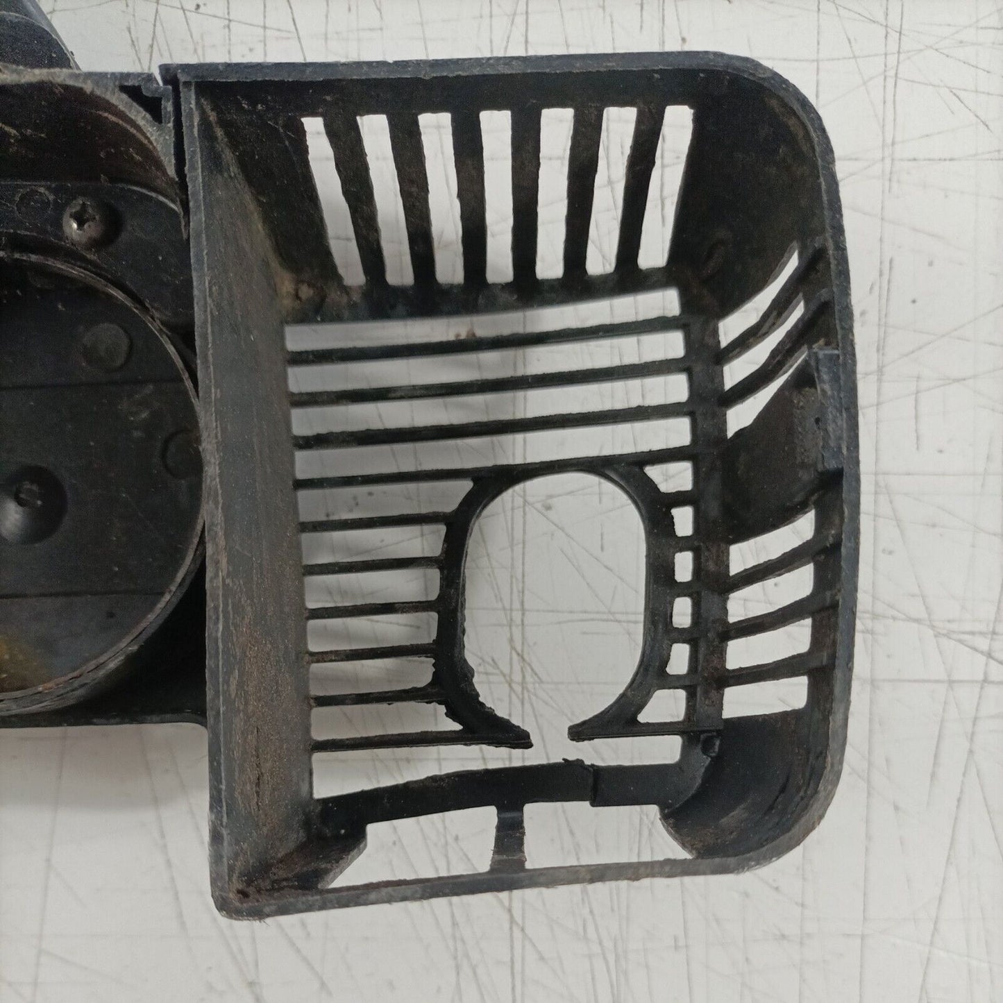 COPERCHIO FRIZIONE BLOCCO CATENA PROTEZIONE PER MOTOSEGA ricambi usati