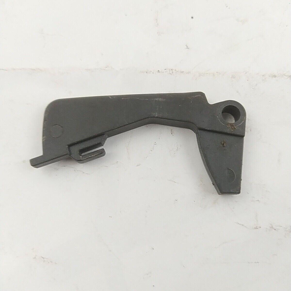 MOTOSEGA CASTOR CP 361 ricambio COMANDO tasto ACCELERAZIONE GRILLETO GAS Usato