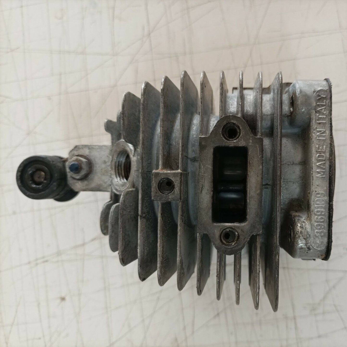 CILINDRO E PISTONE DIAM 36 ORIGINALE PER MOTOSEGA CASTOR 330 ANTIVIB