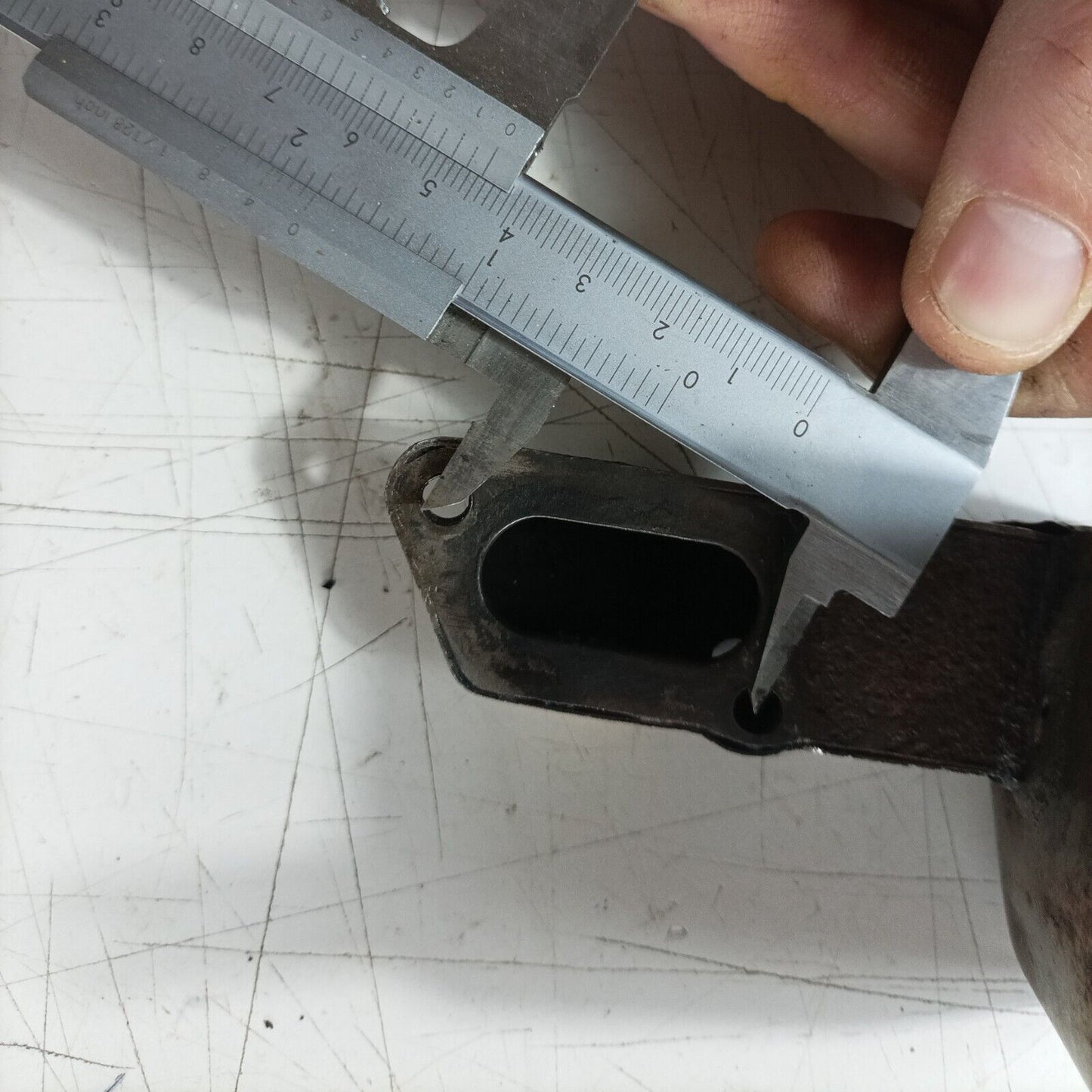 SILENZIATORE MARMITTA TERMINALE DI SCARICO PER MOTOSEGA CASTOR C 70 ALPINA A 70
