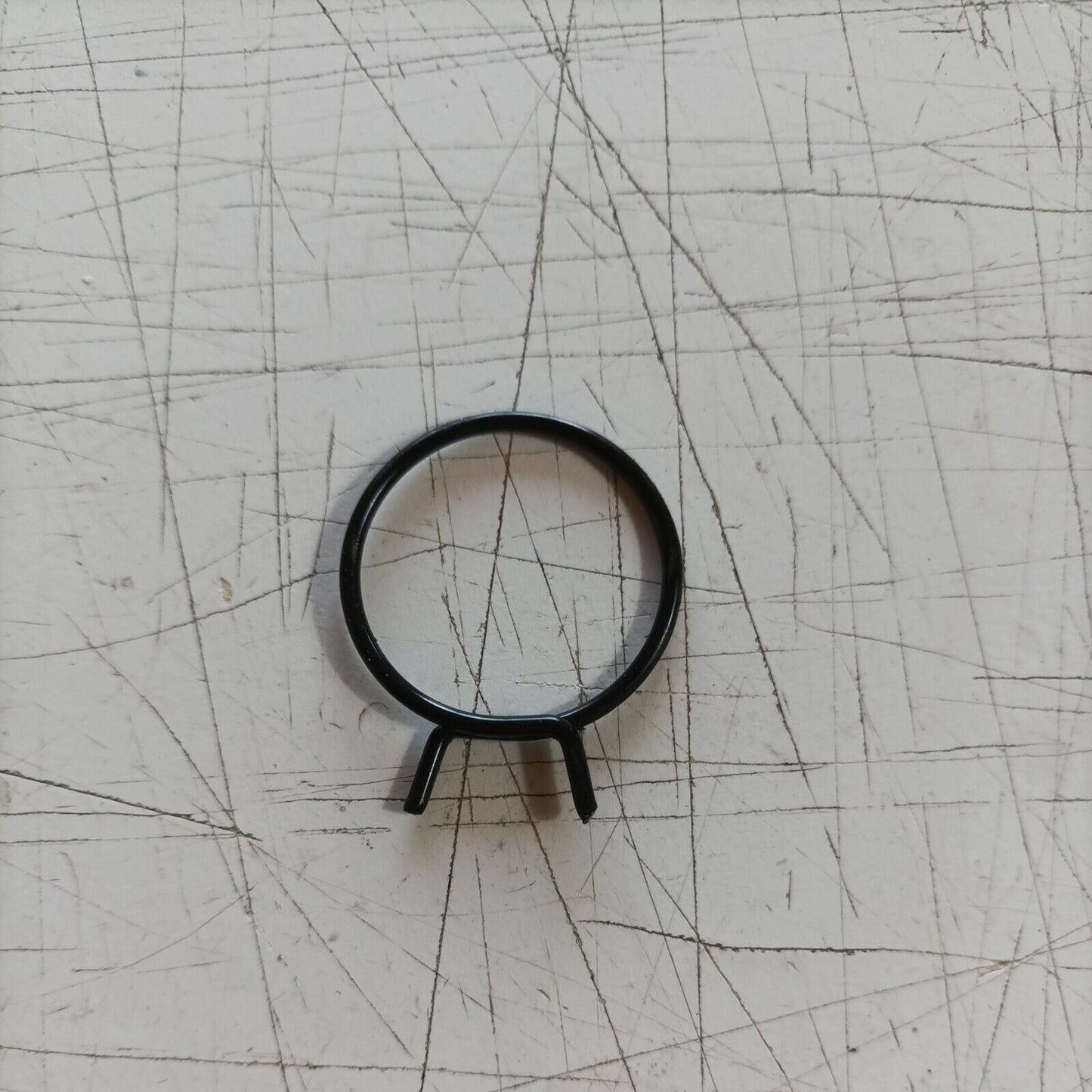 FERMO fascetta FLANGIA COLLETTORE PER MOTOSEGA EMAK OLEOMAC 940 940C usato