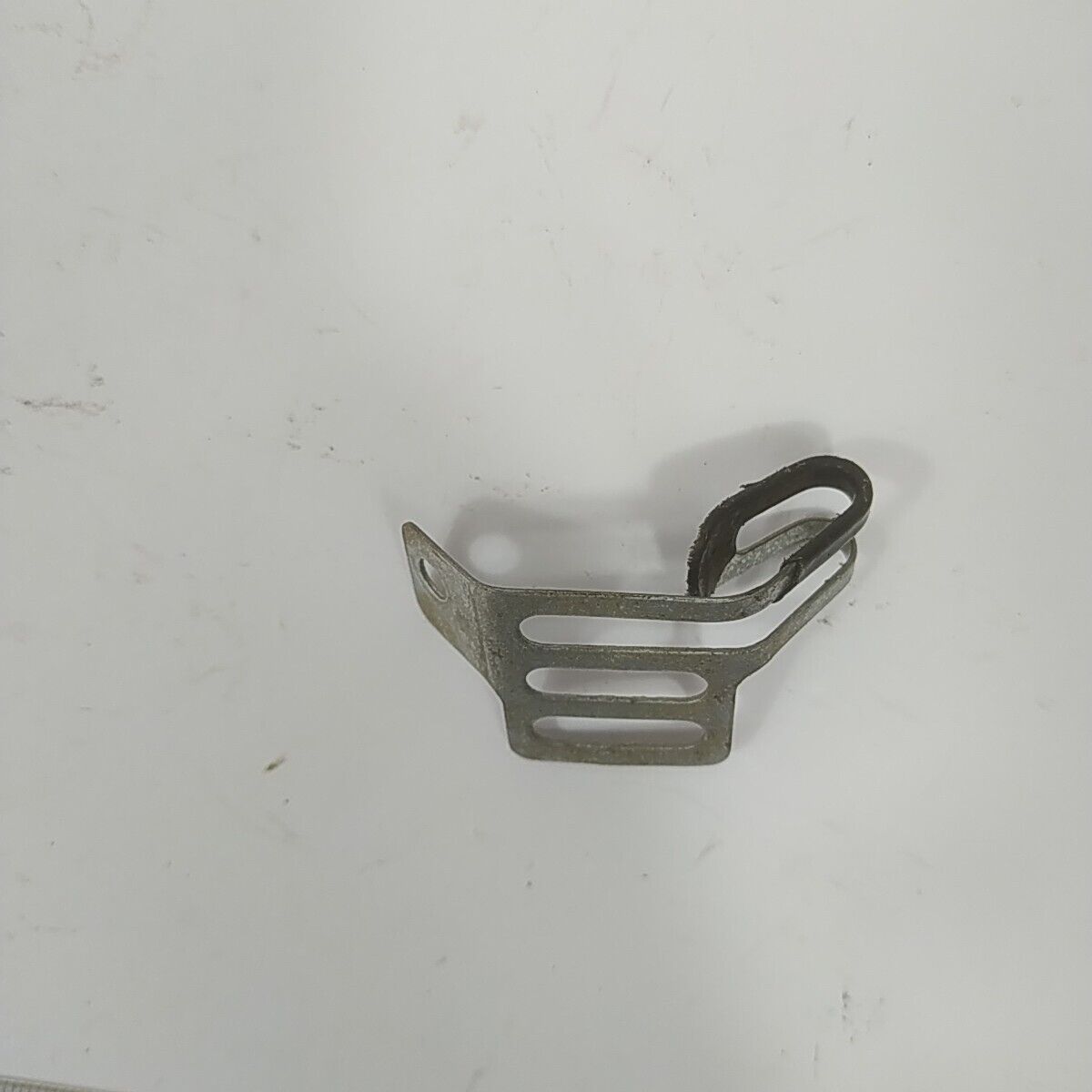 STAFFA PASSA TUBI FILO per DECESPUGLIATORE BLUE BIRD ZANE' ZM 27 ricambi usati