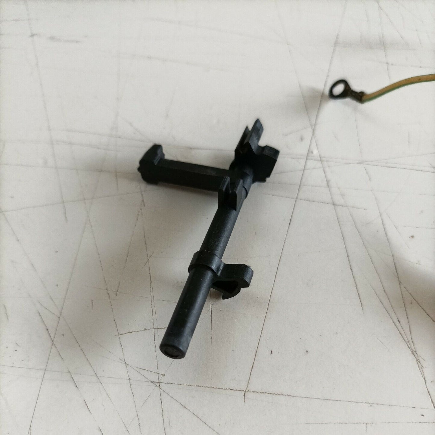 INTERRUTTORE ON OFF tasto SPEGNIMENTO START PER MOTOSEGA STIHL 018 ricambi usati