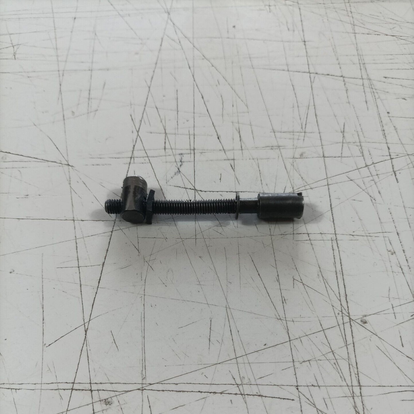 MOTOSEGA OLEOMAC OM 251 REGISTRO TENDI tensione CATENA ORIGINALE ricambi usati